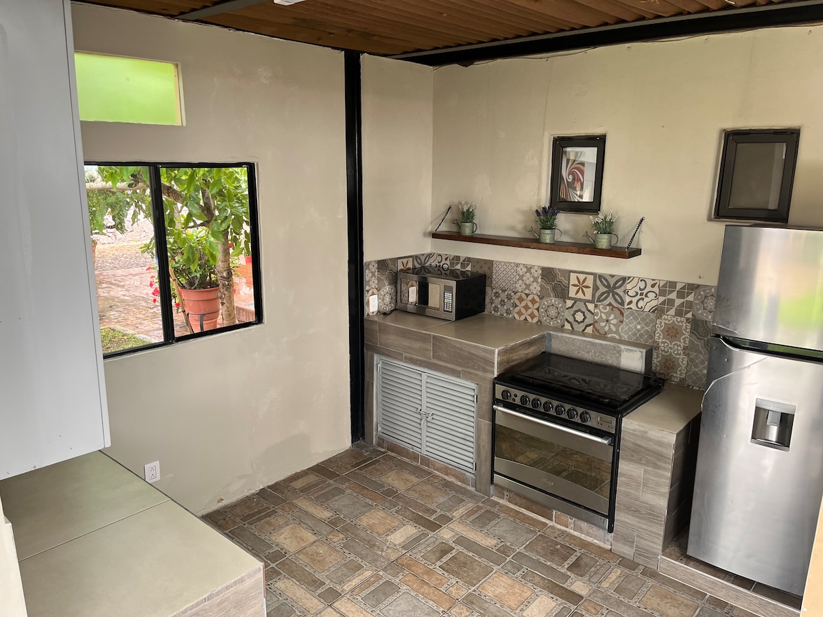 4BR House in León de los Aldama — 4 bedroom vacation rental in León de los Aldama