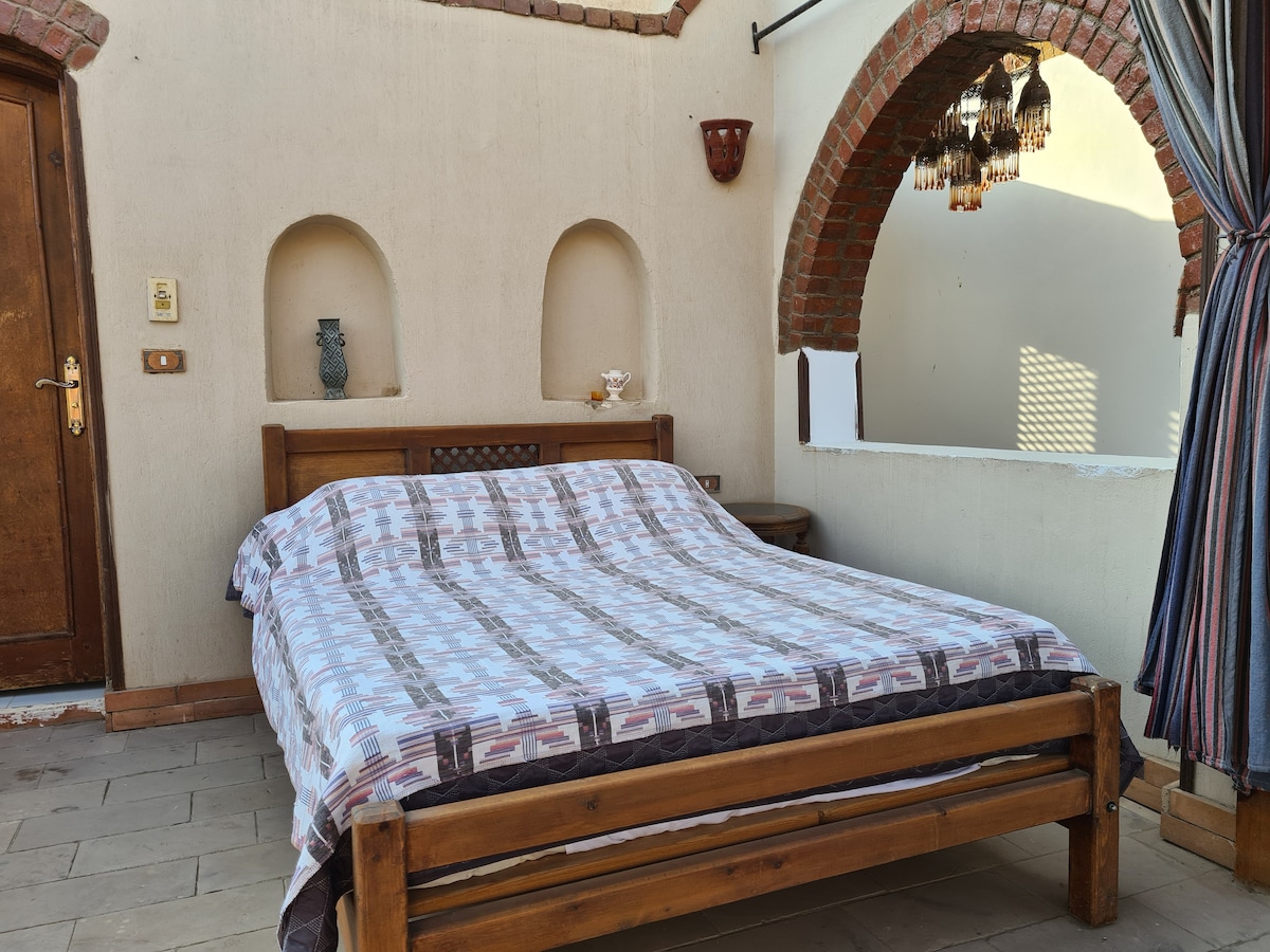 Voor diegenen die graag onder de maan en sterren op het dak slapen.