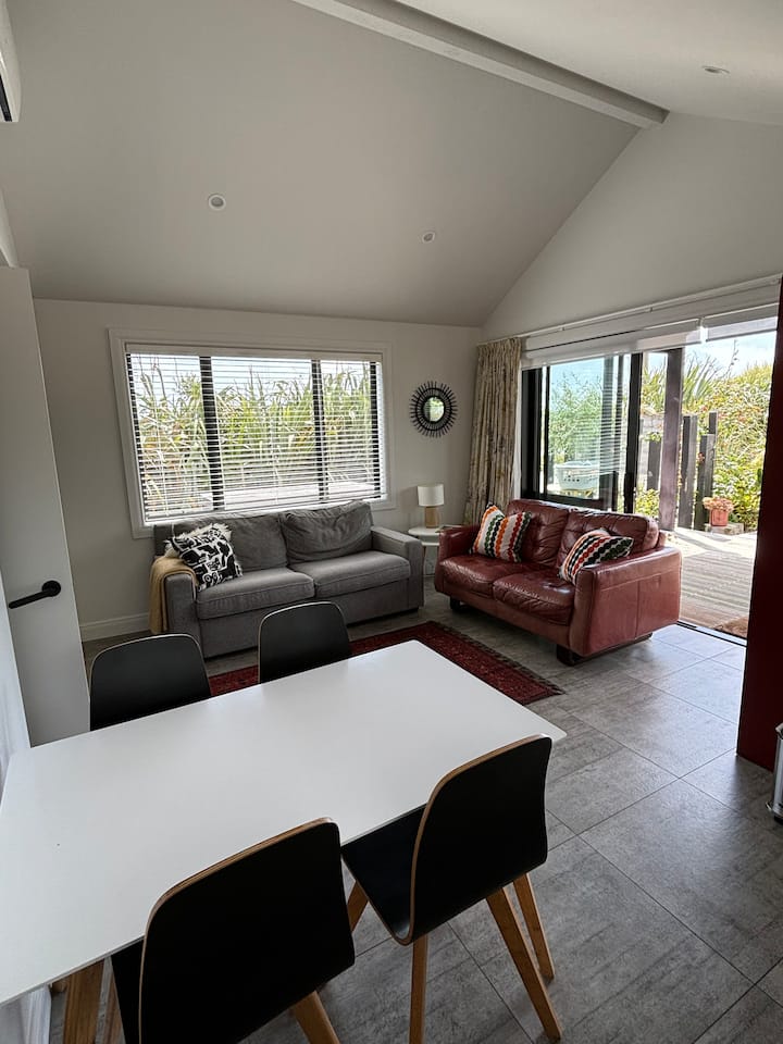 Harakeke Cottage - Palmerston North