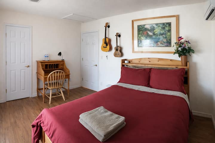 R5, Classy Private Room,a/c, Balcony, Tv - Westminster, CO