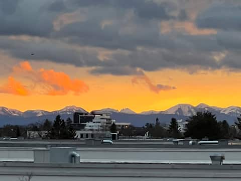 Perfect, big Octoberfest flat, 30 min, quiet