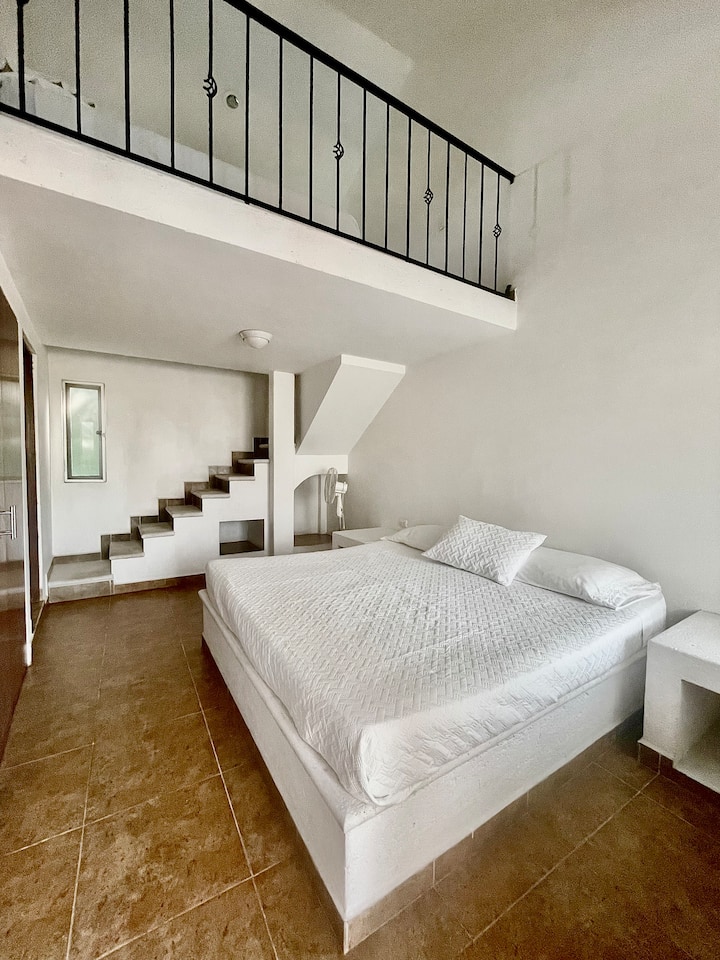 Bračni krevet (king size) + bračni krevet