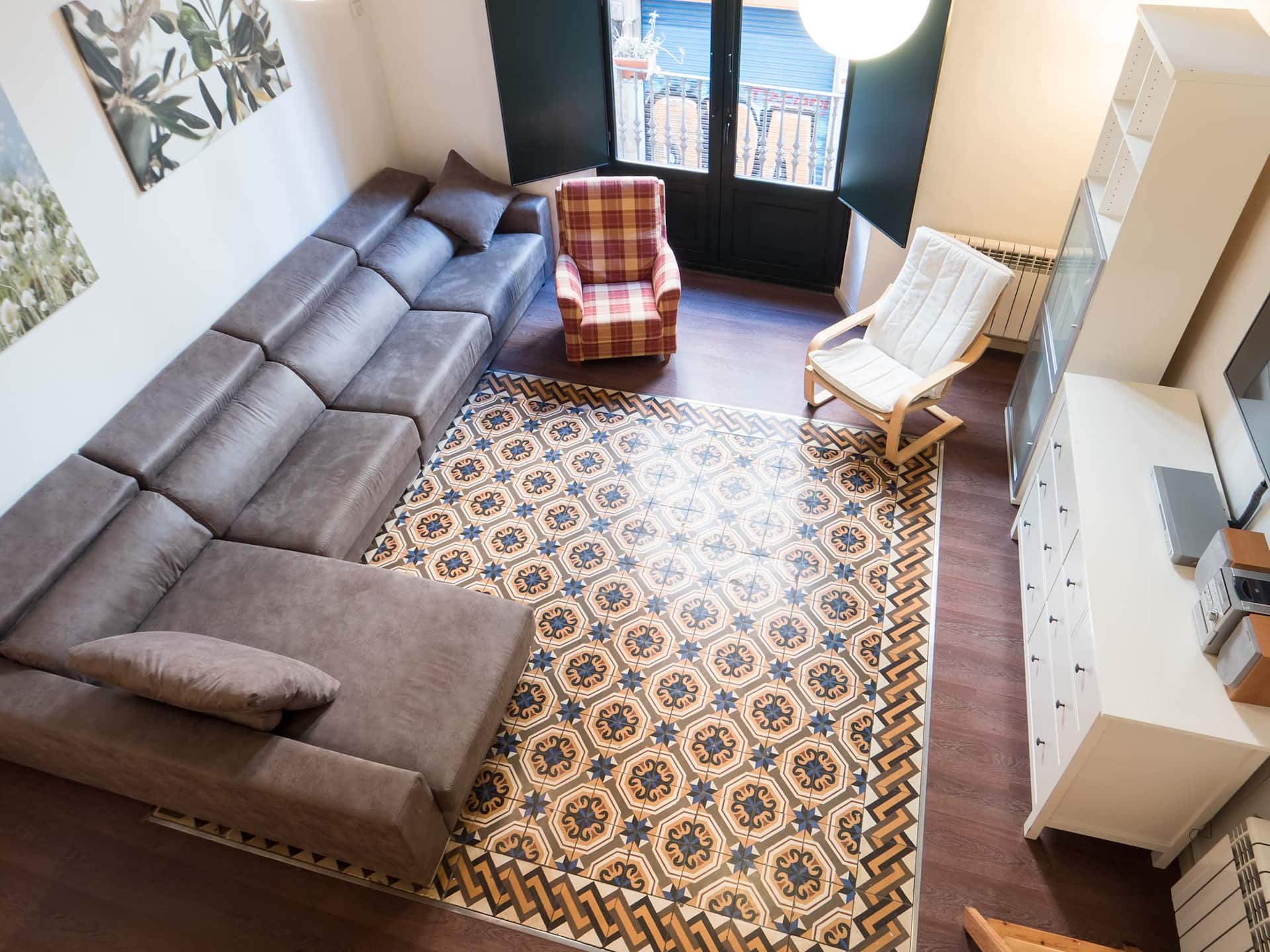 236 - Music Palace Terrace Apartment — photo 4