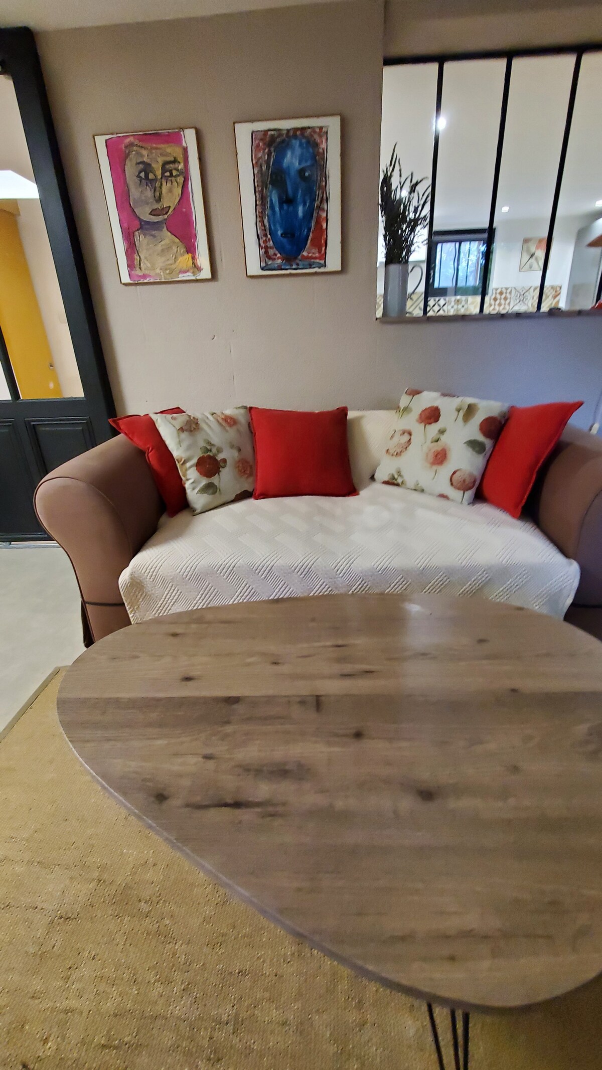 Top Airbnb: "Deco" accommodation on the ground floor with bicycles à Avignon
