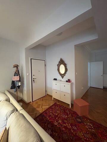 Neoclassical Penthouse in the heart of Athens gallery image 4