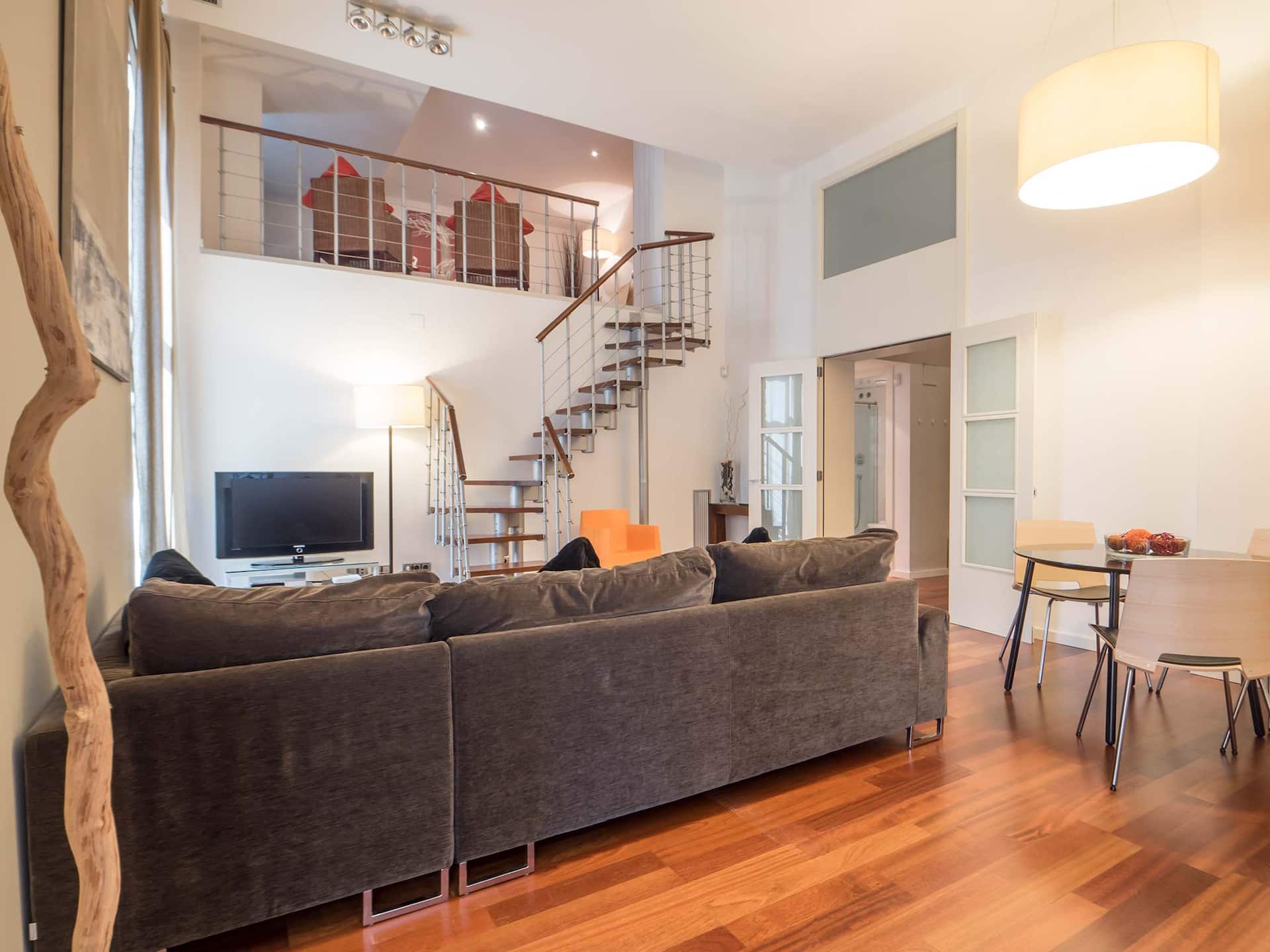 536 - Exclusive Pl. Catalunya Lux Apartment — photo 5
