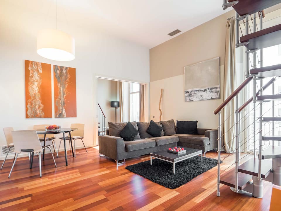 536 - Exclusive Pl. Catalunya Lux Apartment — photo 1
