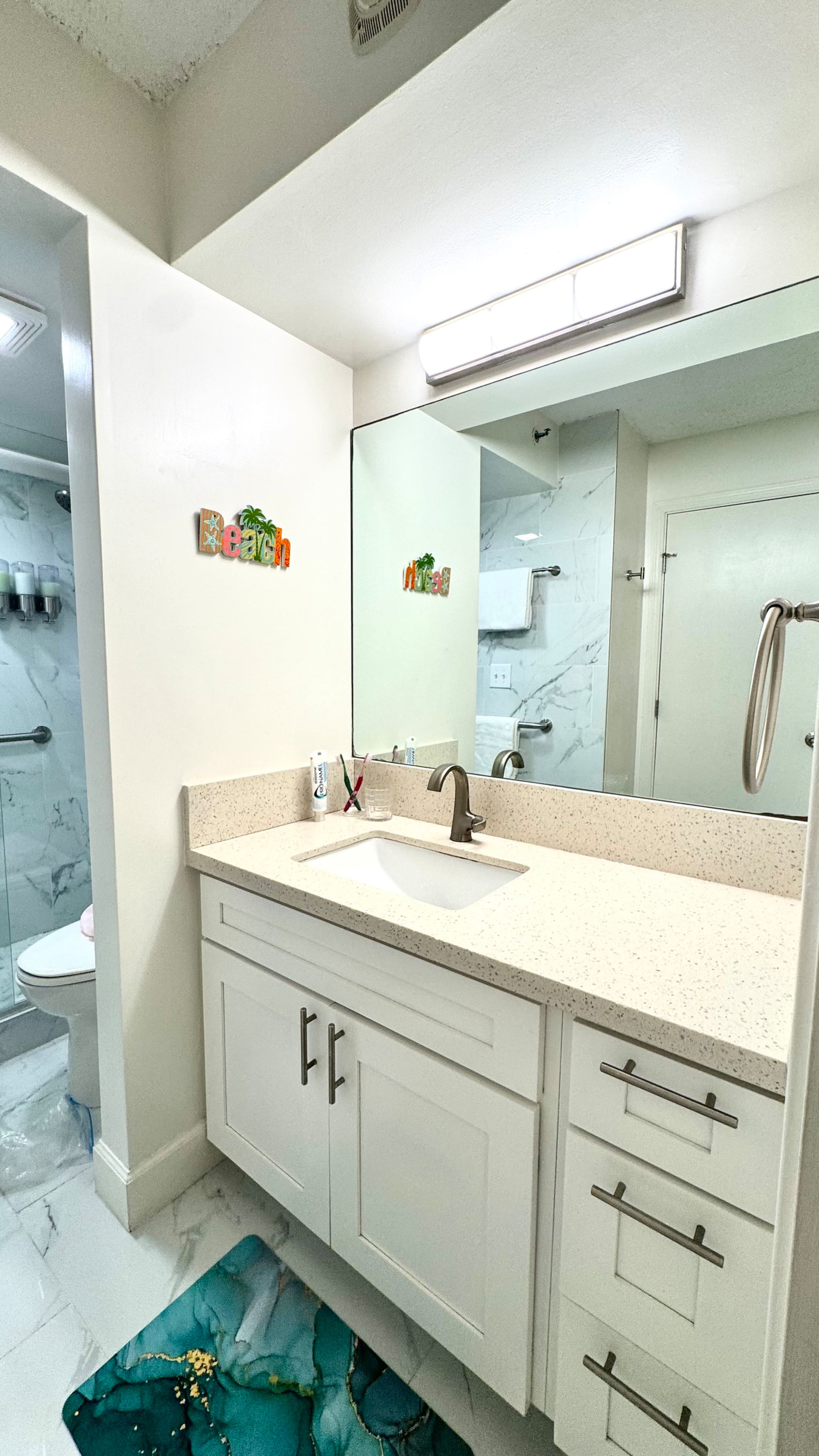 Pool, Jacuzzi, Parking, AC, WiFi, Cozy Beds & View - Image 14