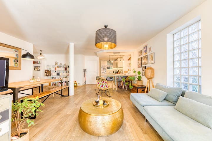 Duplex Familial 130m² Terrasse / Parking Gratuit - Paris
