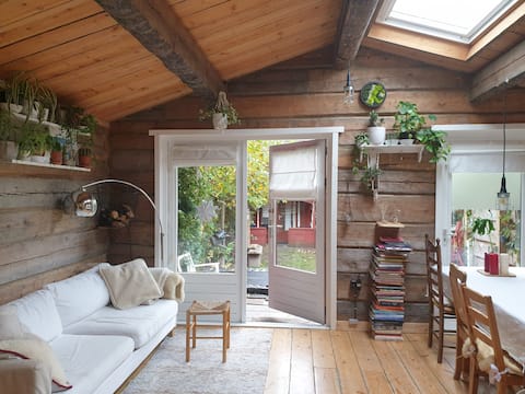 Family home near the center, 8 people, Finnish sauna