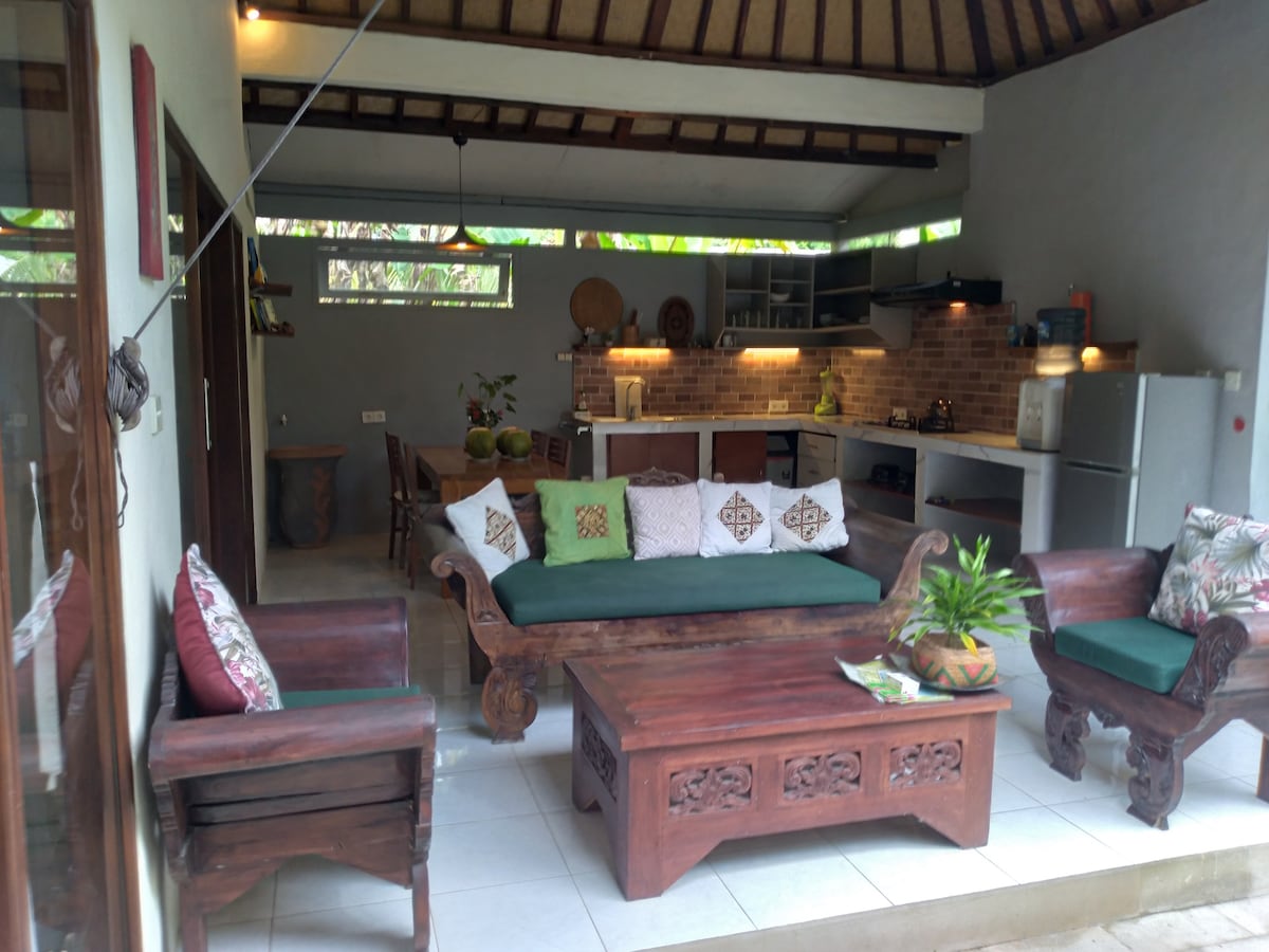 Villa in Ubud · ★4.78 · 2 bedrooms · 2 beds · 2 baths, συγκρίσιμο Airbnb