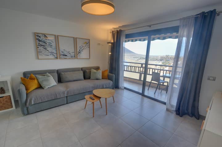 El Medano Apartment With Views Of Montaña Roja - El Médano