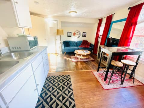Top performing Airbnb: Honky Tonk Haven in Parkwood Union Hill