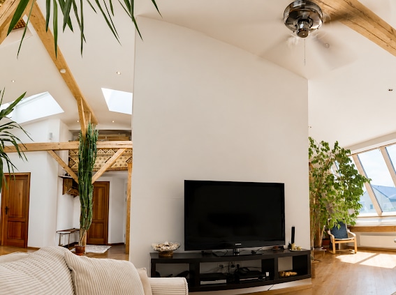Spacious loft | 3 minute walk to Oktoberfest