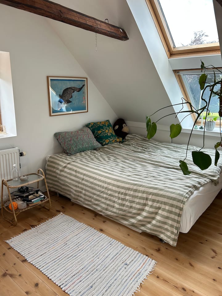 საძინებელი 2