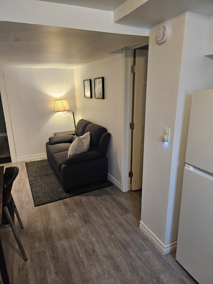 Cozy Private Apt· Ideal Home Base For Travelers - North Bay