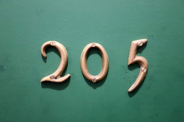 205号房间 – 舒适的独立房间
205号房间　温馨舒适的独立房间
205号房间　舒适的独立房间
205房间：舒适的独立房间