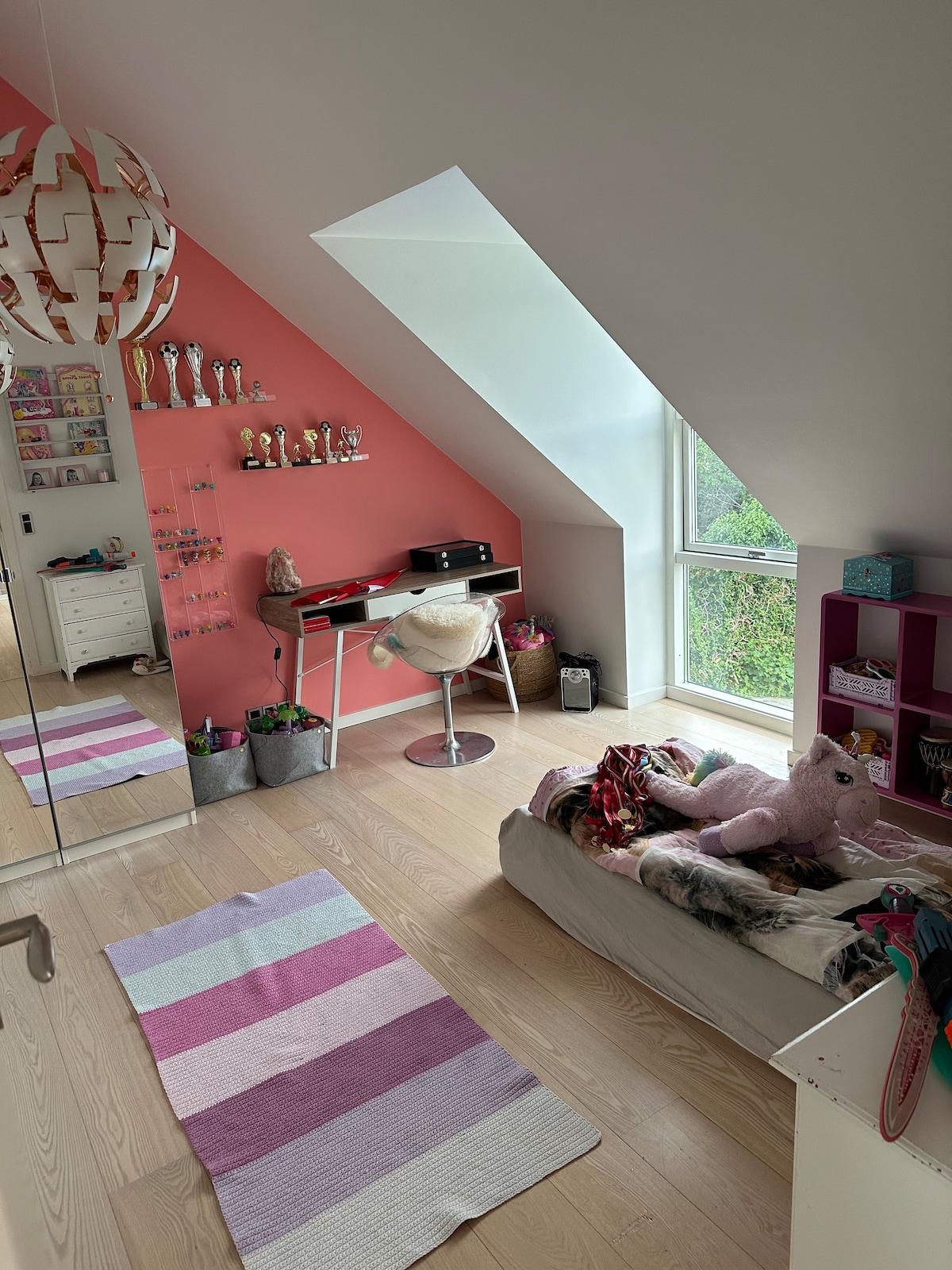 Kinderkamer 1e verdieping