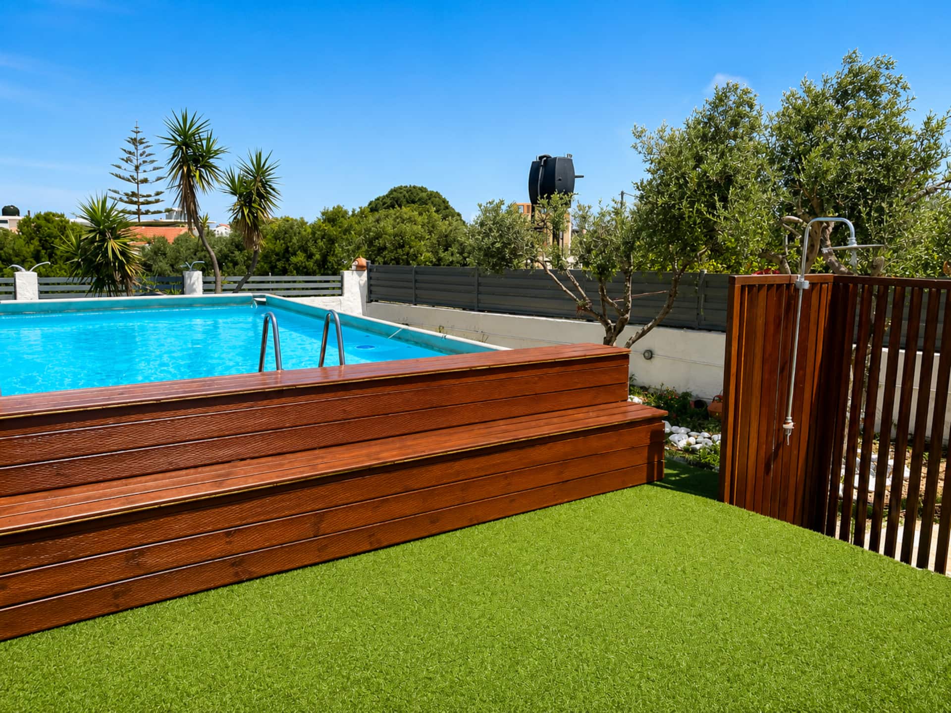 Sun & Sand House! 5min from beach! Swimming Pool !