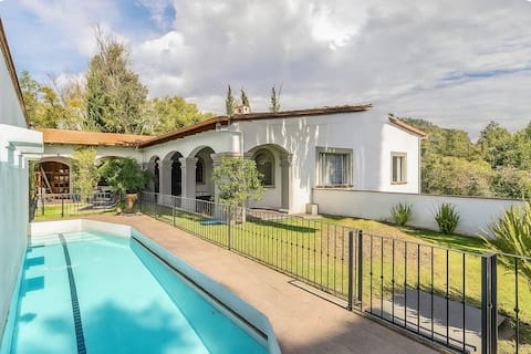 Beautiful house gardens & terraces