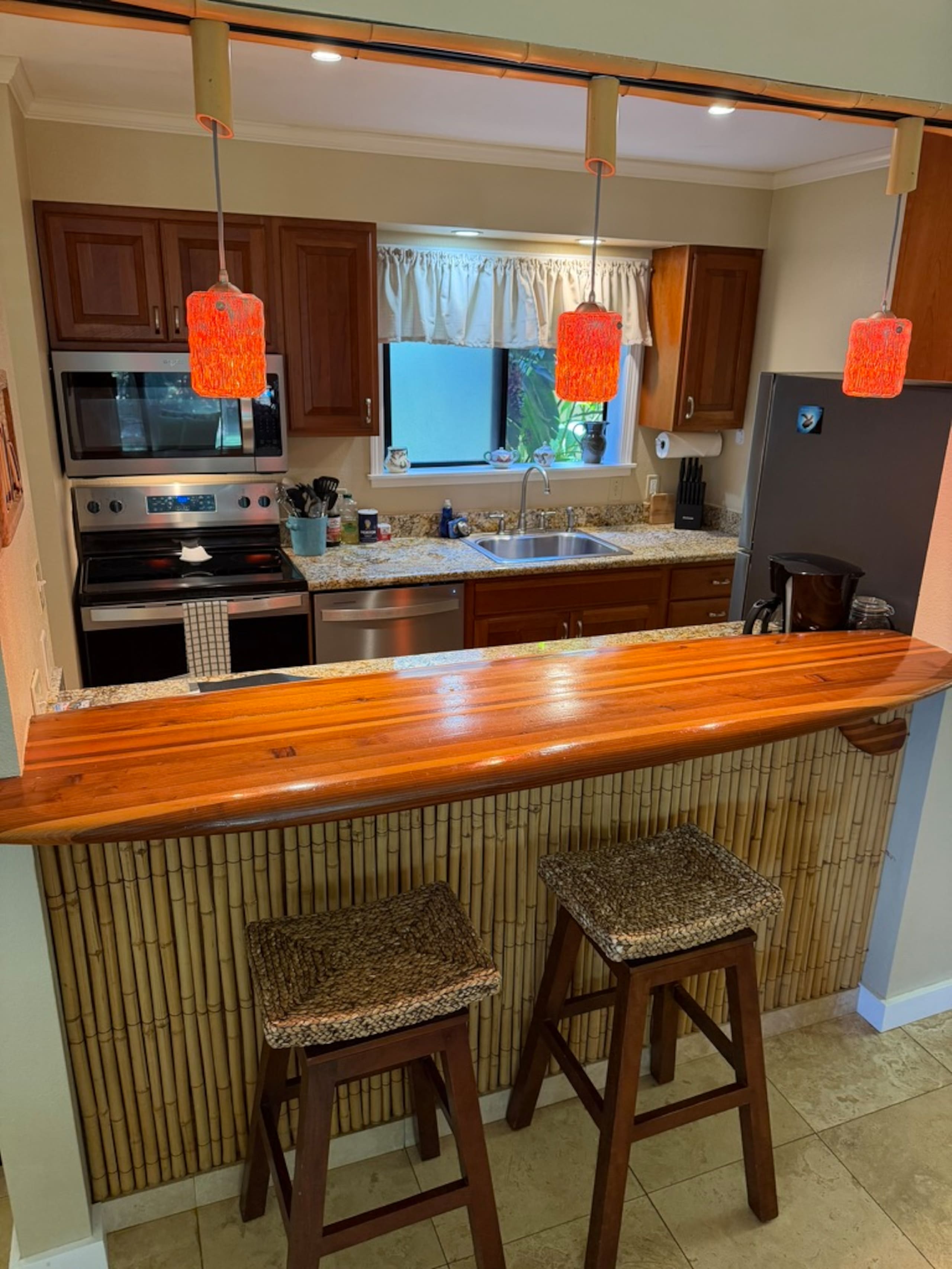Condo in Wailuku · ★4.91 · 1 bedroom · 1 bed · 1 private bath - Image 4