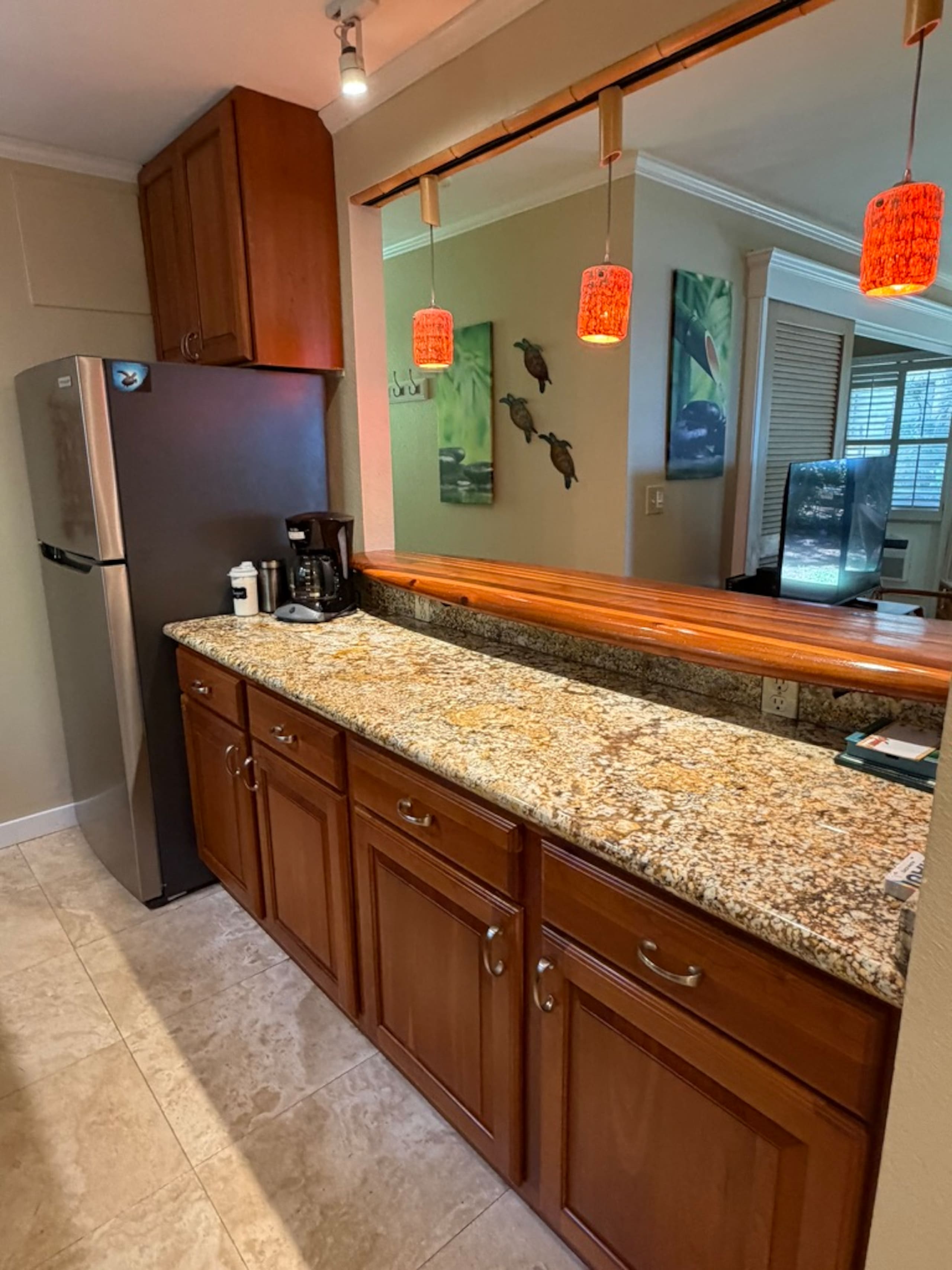 Condo in Wailuku · ★4.91 · 1 bedroom · 1 bed · 1 private bath - Image 5
