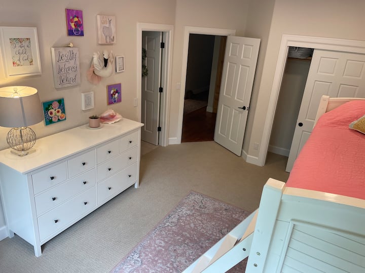 საძინებელი 5