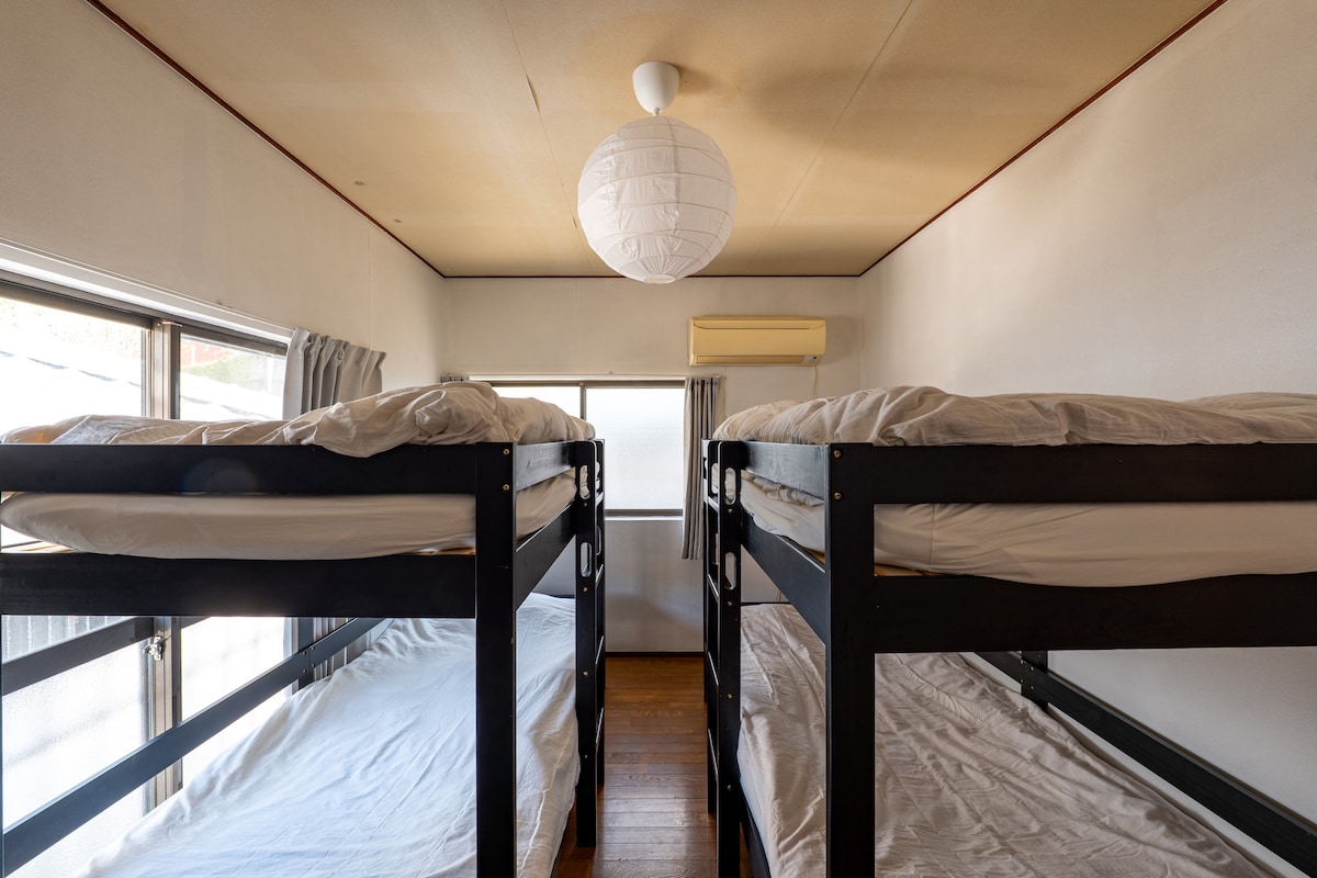 საძინებელი 4