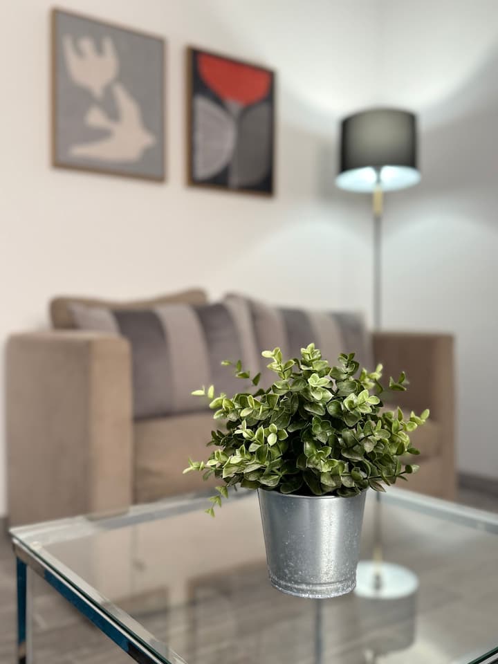 High-end Studio In Sliema (Newly Refurbished 2026) - Malta