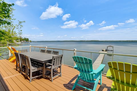 Waterfront Seneca Lake House: Fire Pit + Boat Dock