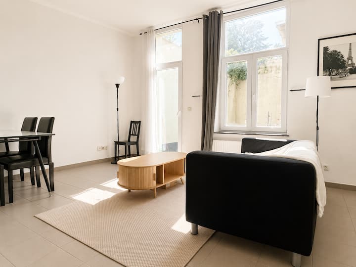 Appartement 1 Chambre Avec Terrasse, Top Situation - Schaerbeek
