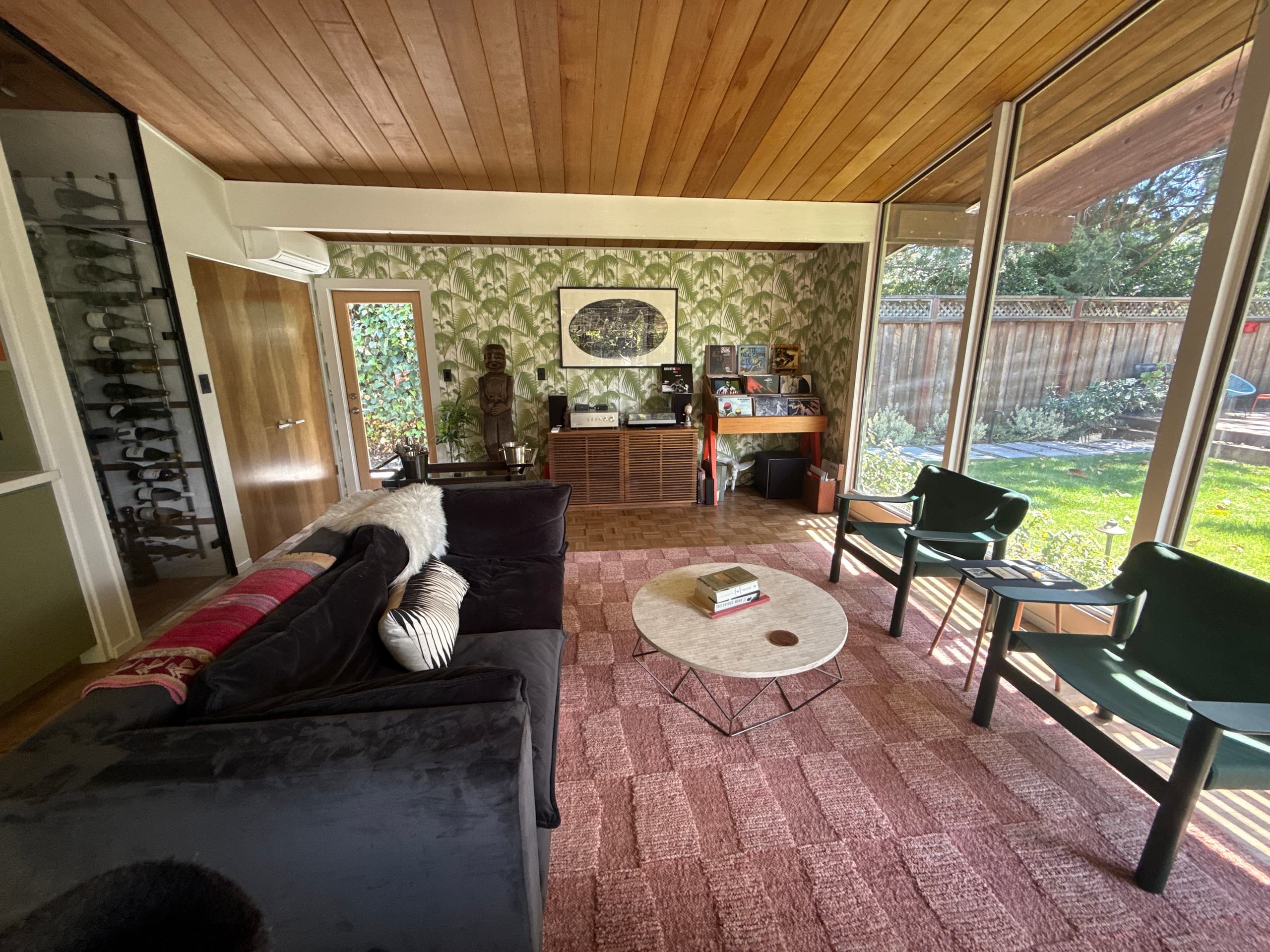 Eichler Home with Hot Tub & Fruit Trees - Photo 5