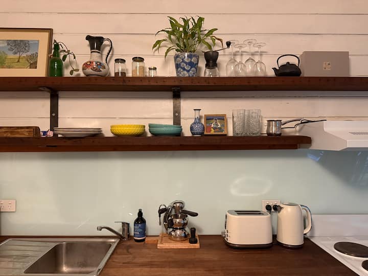 Two Bedroom Cottage ~ Central & Full Of Vibe - Bellingen