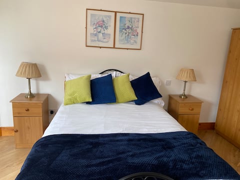 Successful Airbnb property: The Park Apartment. in Dingle Daingean Uí Chuis