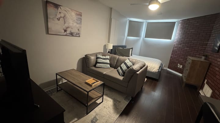 Apartment With Private Entrance - Boucherville