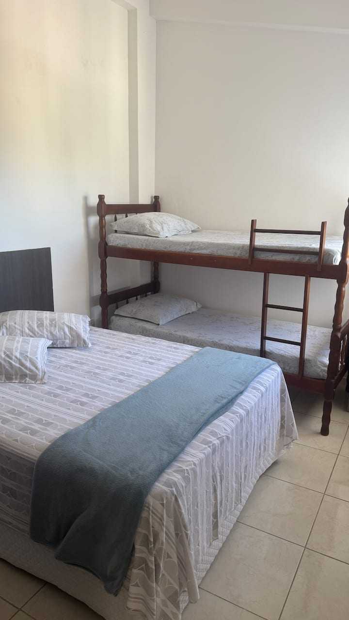 საძინებელი 4