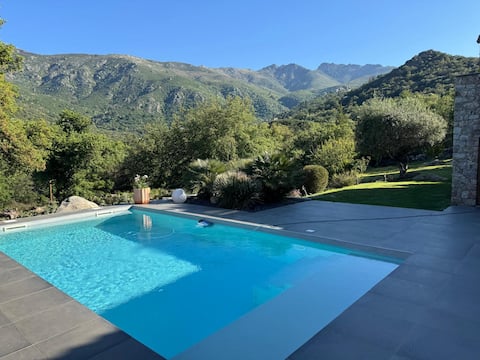 New villa with quiet pool near Ile Rousse