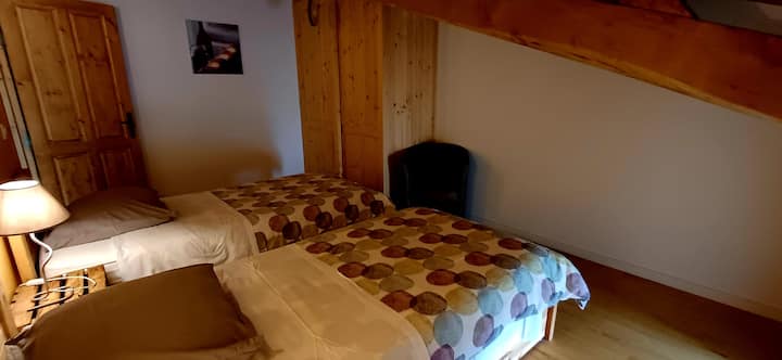 Dhomë gjumi 2