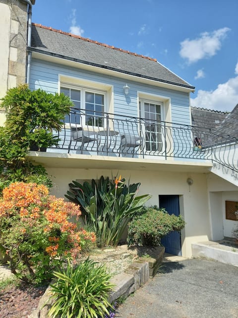 Popular Airbnb listing: cottage and vacation rental in Finistère