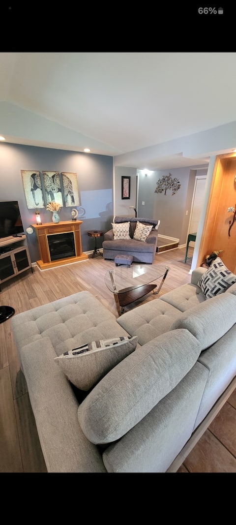 Top Airbnb: Peggy Street Retreat in Madison