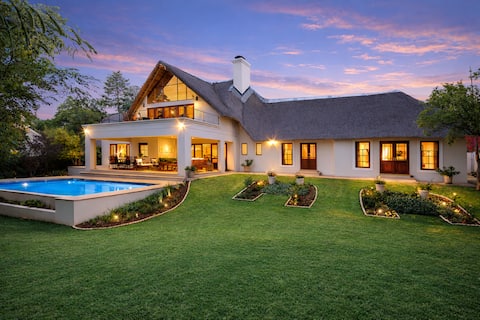 Discerning Travellers. Private | Secure | Peaceful