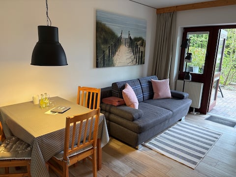 Top Airbnb: Vacation home (I) with large garden near the beach in Neustadt In Holstein