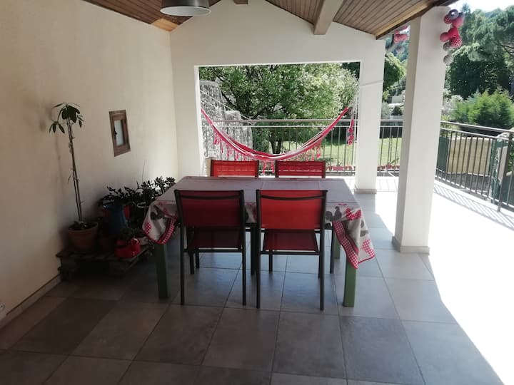 Aubenas Comme 1 Maison: Terrasse De 30m2/ Garage - Aubenas