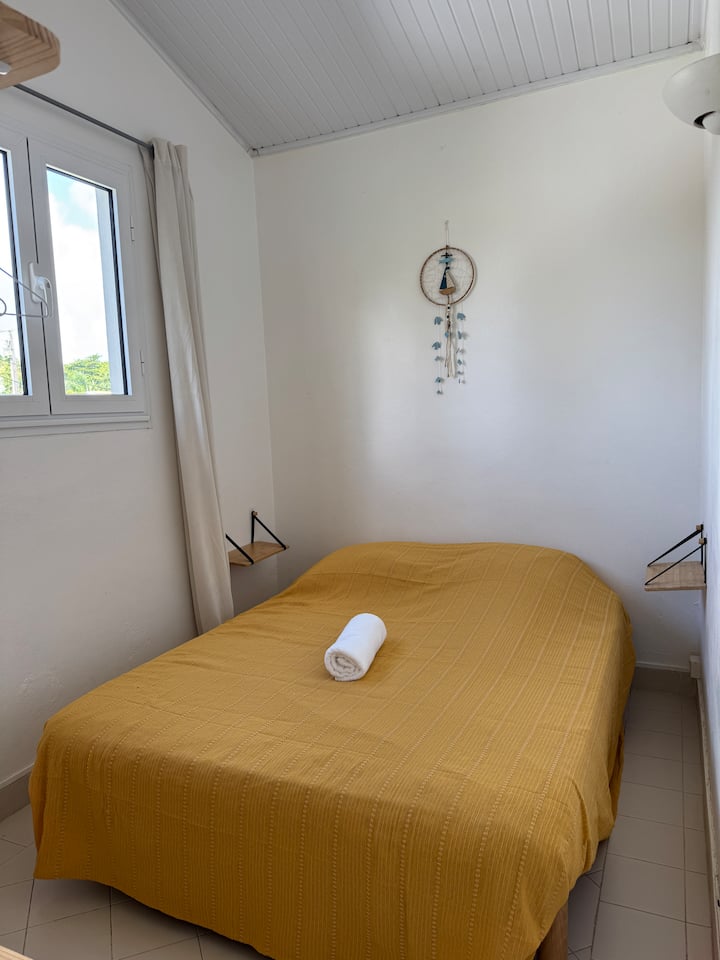 غرفة النوم 2