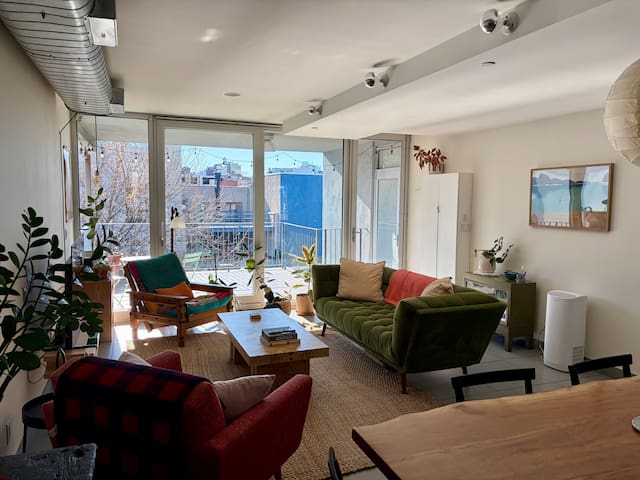 Light Filled Spacious 2Bedroom w/ Terrace