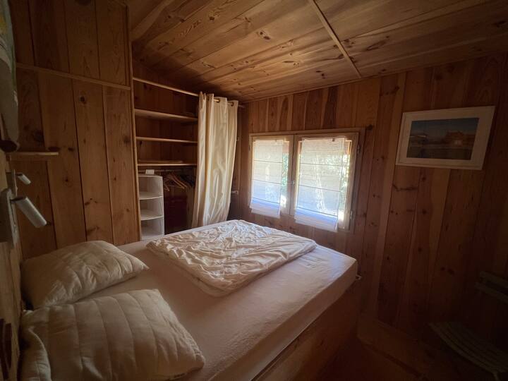 საძინებელი 1