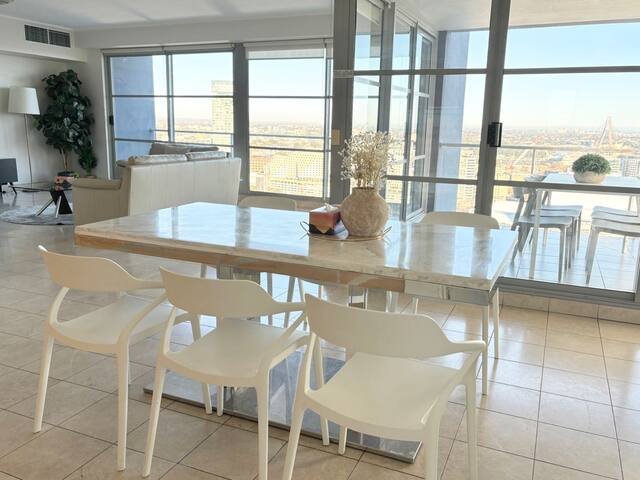 City Center Harbour View Three Bedrooms Penthouse gallery image 4