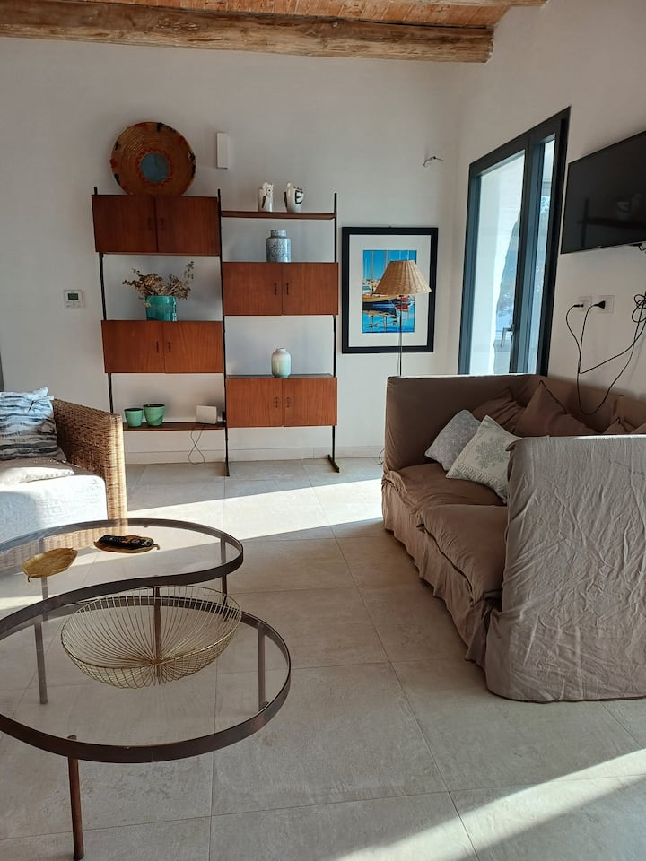 Villa On The Sea In The Town Centre - Santa Teresa Gallura