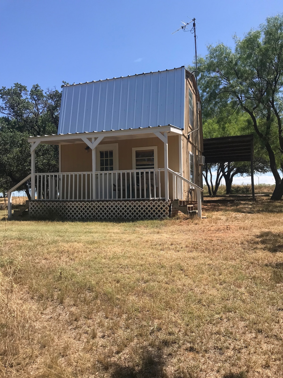 The cabin at Salt Fork Ranch Cabins for Rent in Newcastle, Texas