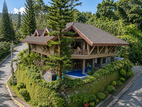 AXB Manor Tagaytay  5Bdr 7T&B